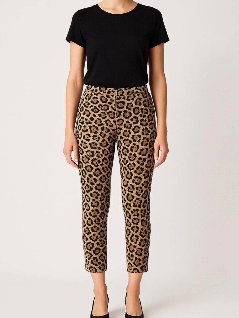 Victoria's Secret Leopard Print Capris Length Pants - Size 0